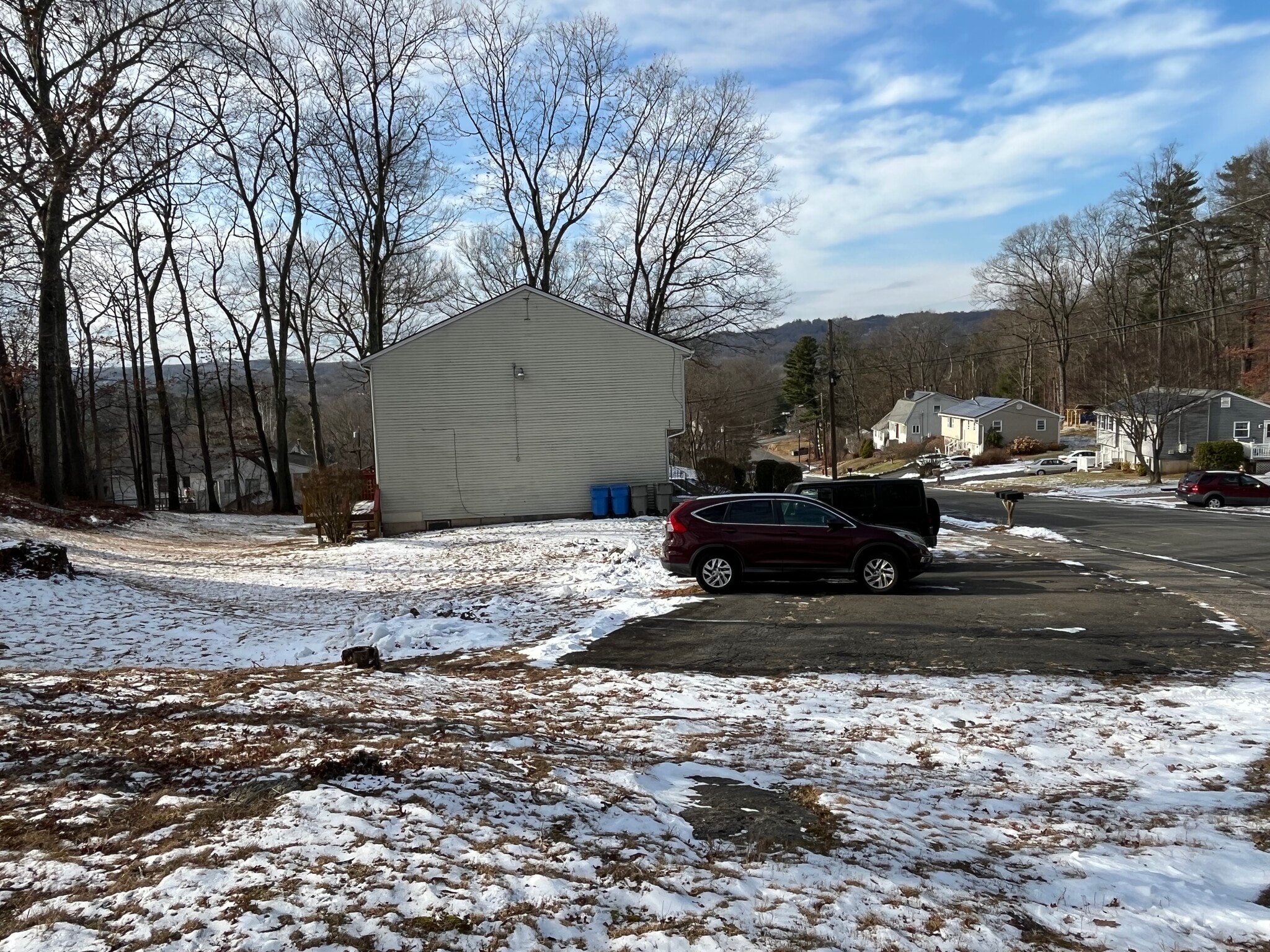 Private yard - 82 Rhoda Ln