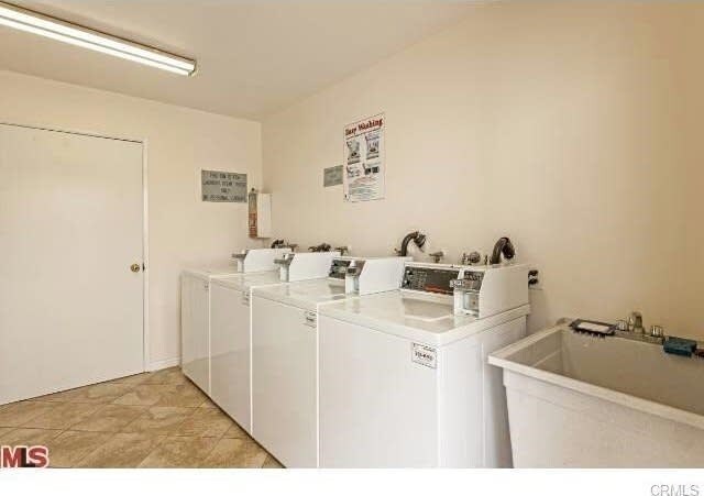 Laundry Room - 2721 2nd St