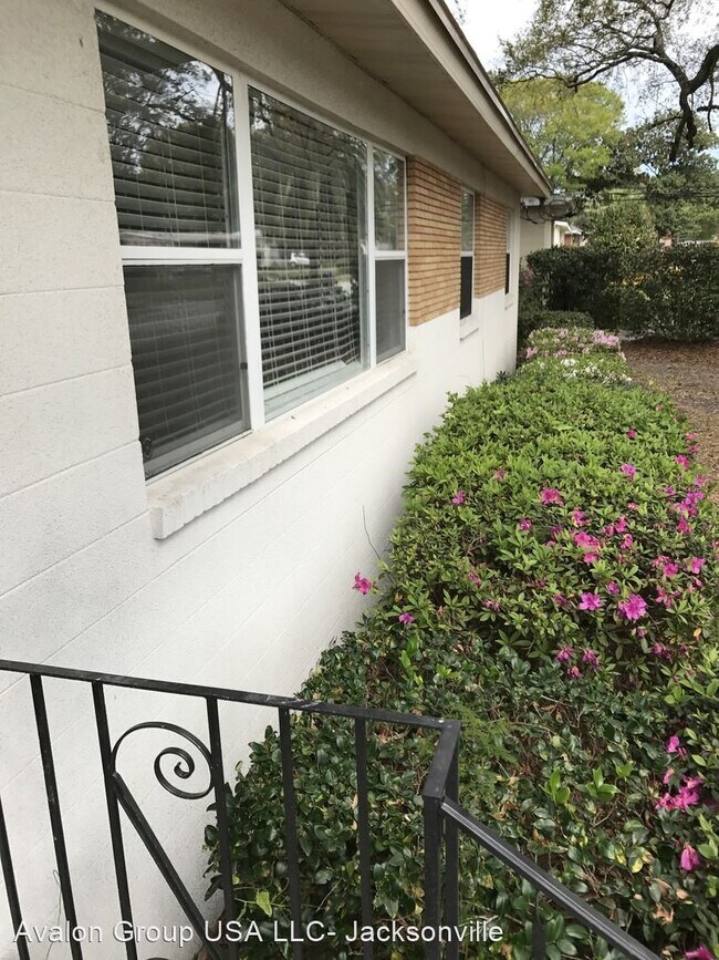 Building Photo - 3 br, 2 bath House - 5433 Oliver street S