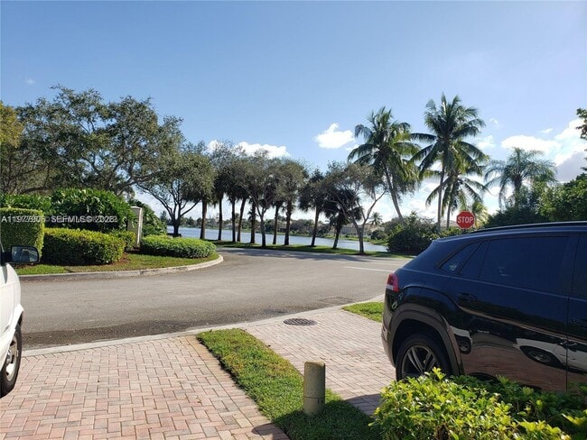 Building Photo - 2118 NW 171st Terrace