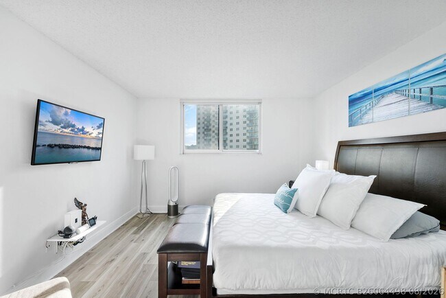 Building Photo - 19380 Collins Ave