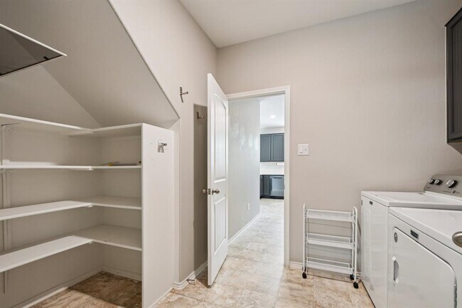 Building Photo - 19219 Zachary Taylor St