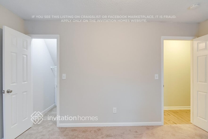 Building Photo - 3925 Old Coach Rd