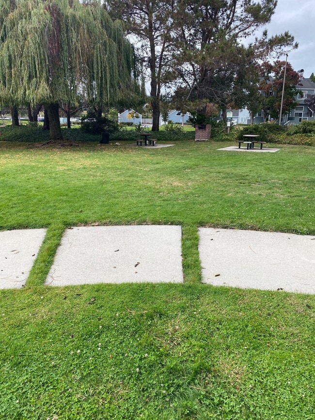 Park across street - 785 Portwalk Plz