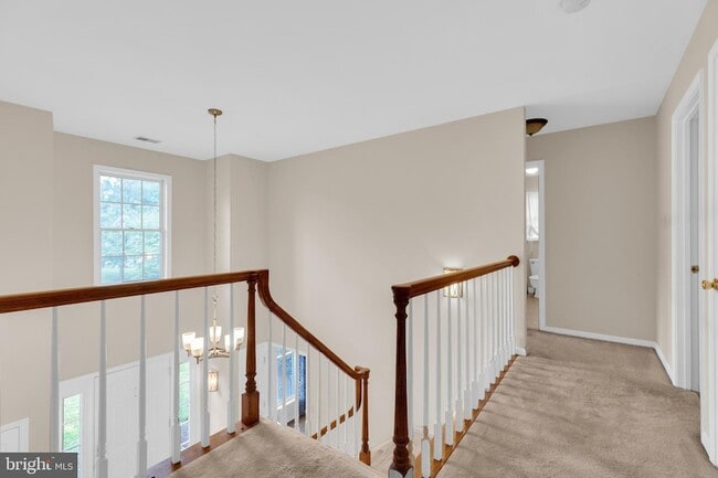 Building Photo - 7707 Lake Glen Dr