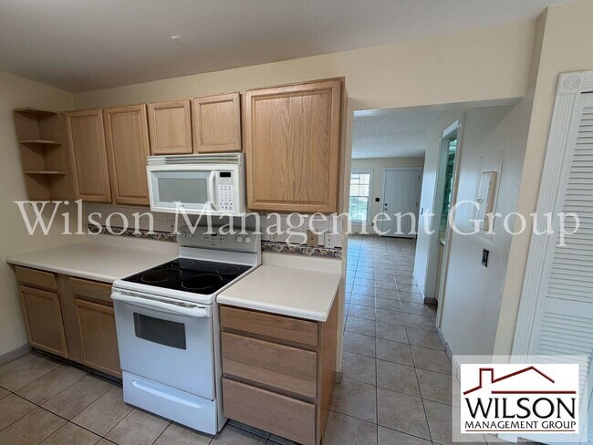 Building Photo - 3391 Cedar Springs Pl
