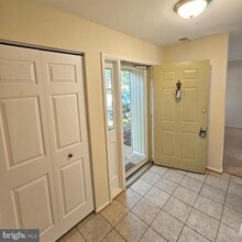 Building Photo - 8994 Bonham Cir