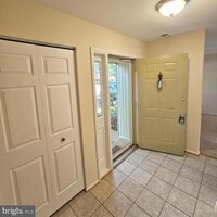 Building Photo - 8994 Bonham Cir