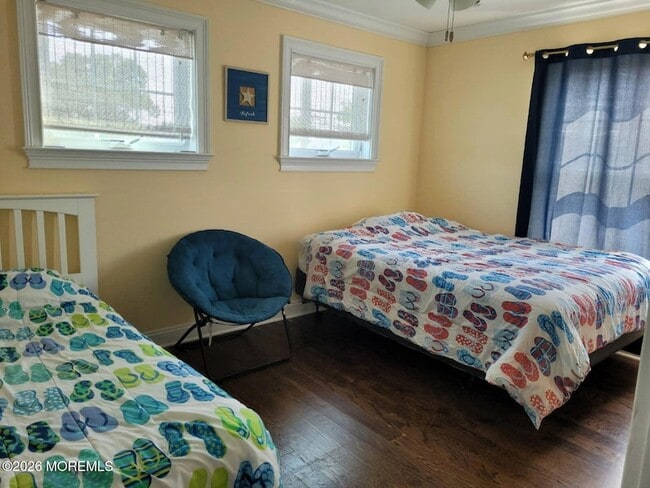 Building Photo - 312 St Louis Ave