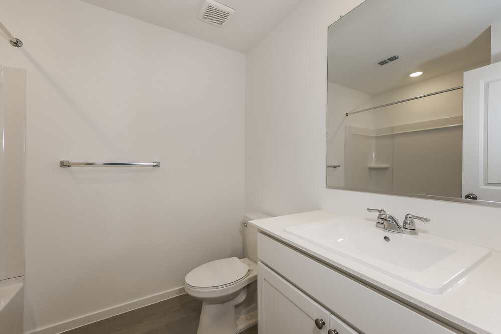 Building Photo - 1426 Merlin Blf St