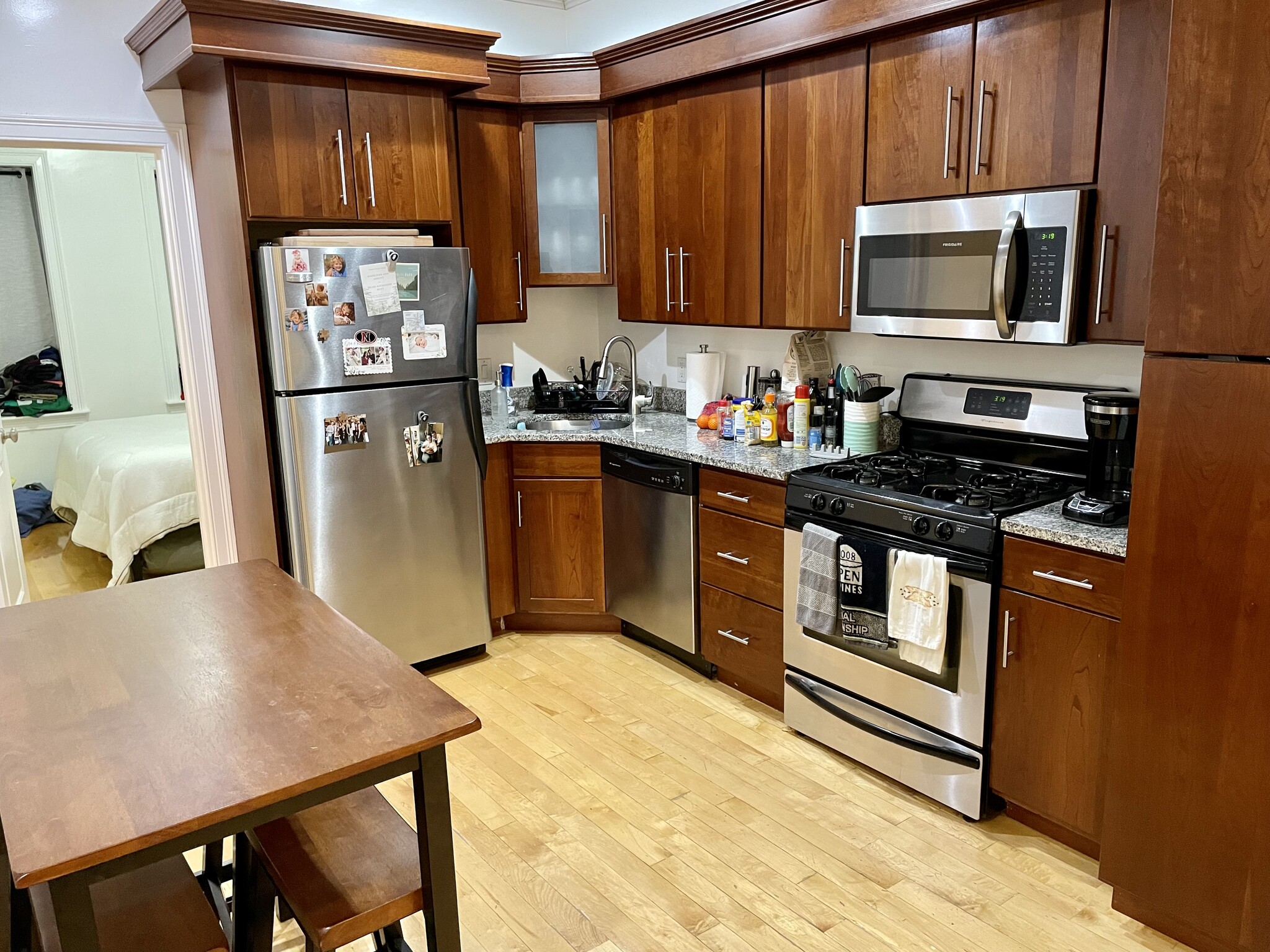 Building Photo - 10 Sheafe St