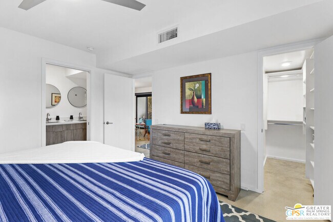 Building Photo - 353 N Hermosa Dr