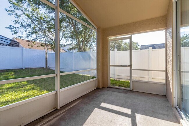 Building Photo - 2546 Crown Ridge Cir