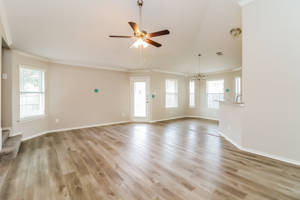 Building Photo - 2105 Pacino Dr