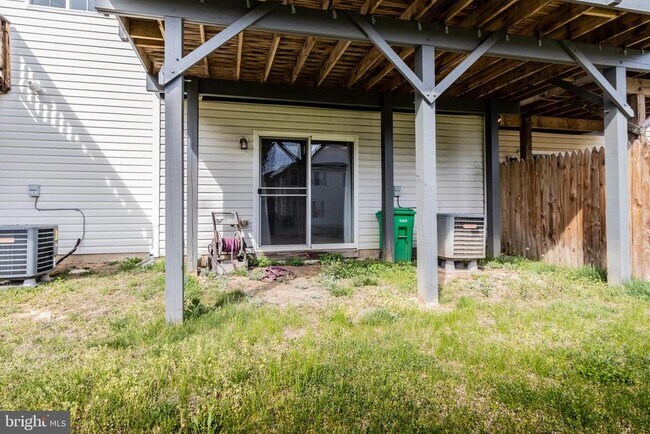 Building Photo - 15304 Pocopson Creek Way