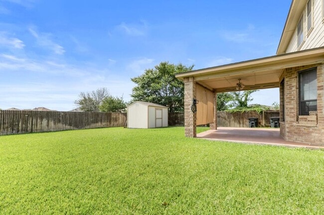 Building Photo - 2802 Scottsdale Dr