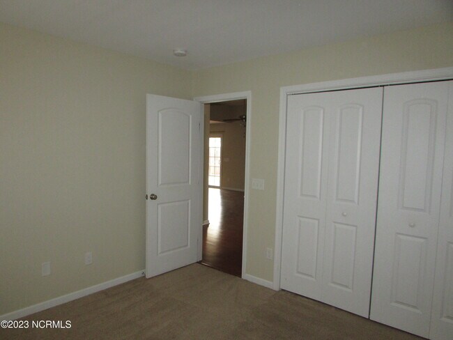 Building Photo - 4409 Southern Pine Dr SE