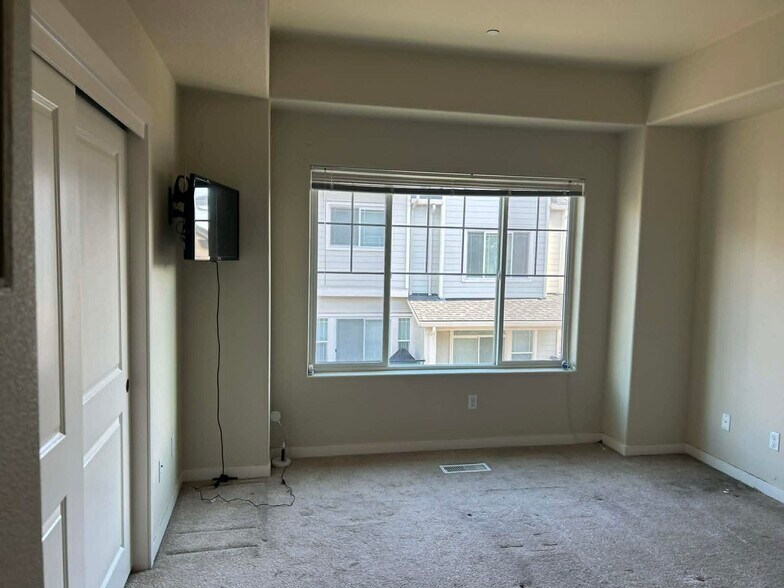 Building Photo - 29094 SW Costa Cir W