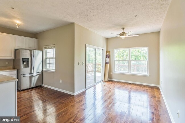 Building Photo - 4226 Lavender Ln