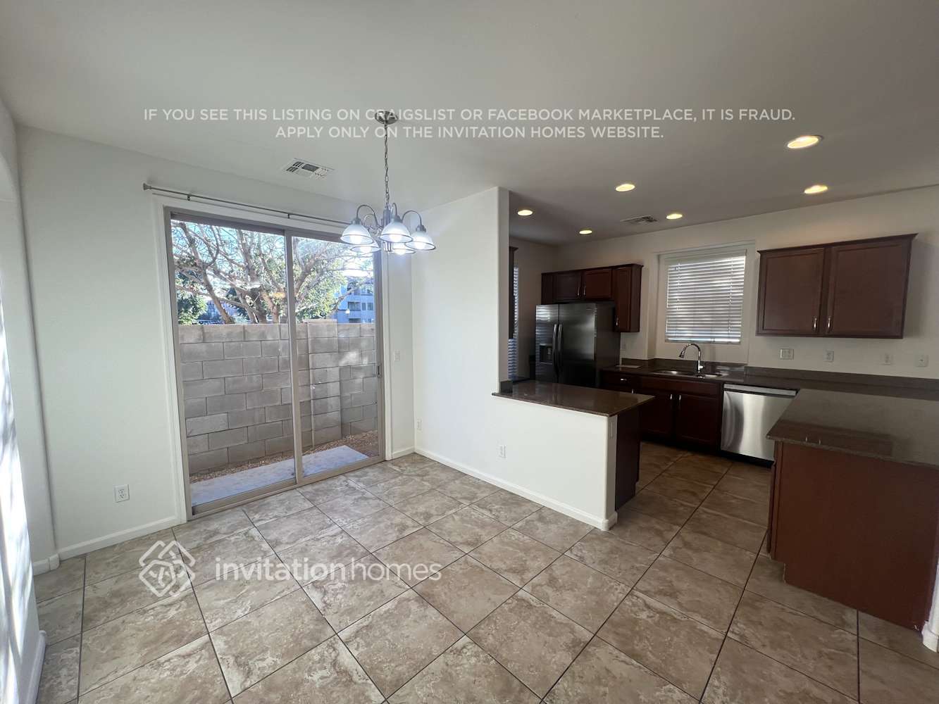 Building Photo - 3369 E Liberty Ln