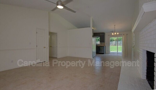 Building Photo - 5132 Rea Rd