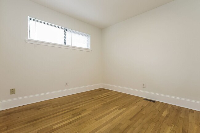 Building Photo - 755 St Charles Ave NE