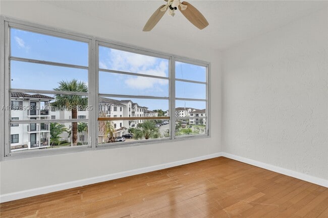 Building Photo - 9355 SW 8th St