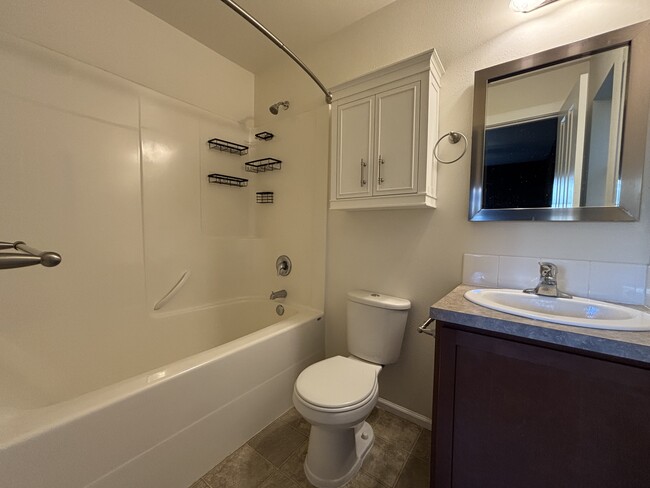Building Photo - 7796 Kildare Loop NW
