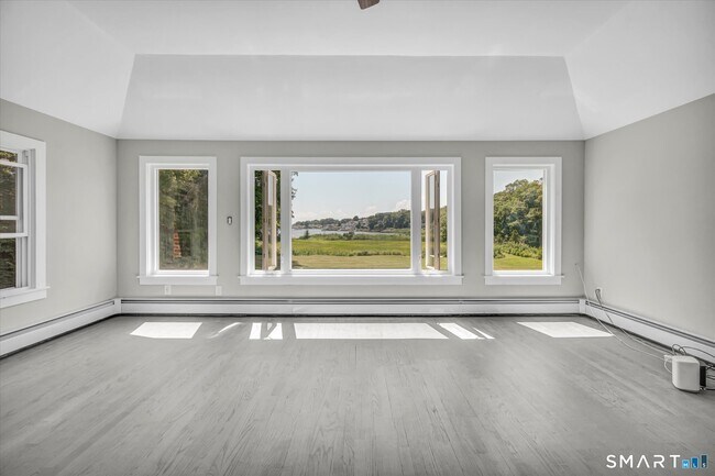 Building Photo - 50 Stannard Ave