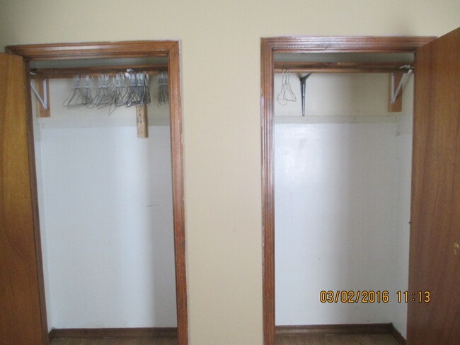 Building Photo - 213 Cazort St