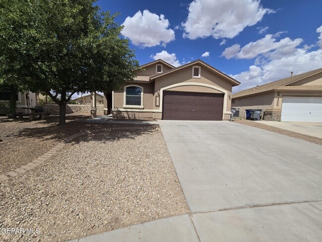 Primary Photo - 14275 Ranier Point Dr