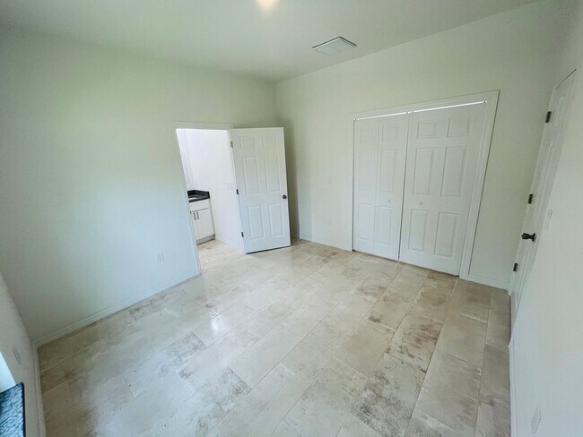 Building Photo - Brand new-TWO BED, TWO BATH, ONE CAR GARAGE