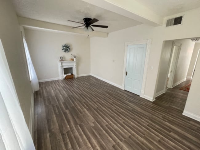 Building Photo - 1145 Jefferson Ave