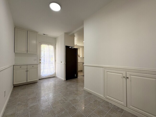 Building Photo - Charming Updated 4BR Home on Prime Corner ...