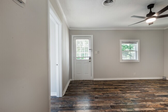 Building Photo - 4516 Sevierville Pike
