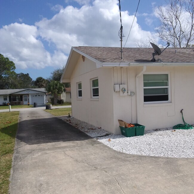 Rear view - 5168 Taylor Ave