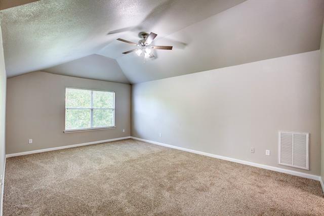 Building Photo - 12125 Tacoma Ridge Dr