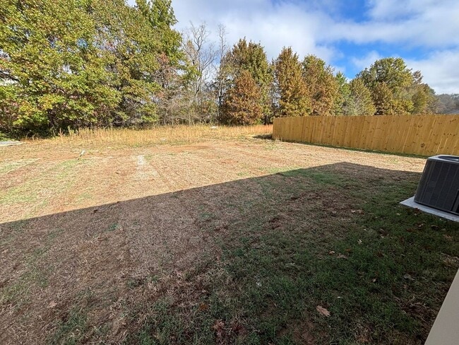 Building Photo - Coming September! Newer Construction 3-Bed...