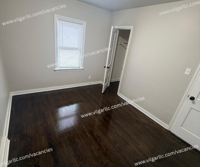 Building Photo - Newly Renovated 2-Bedroom • 1-Bathroom Home