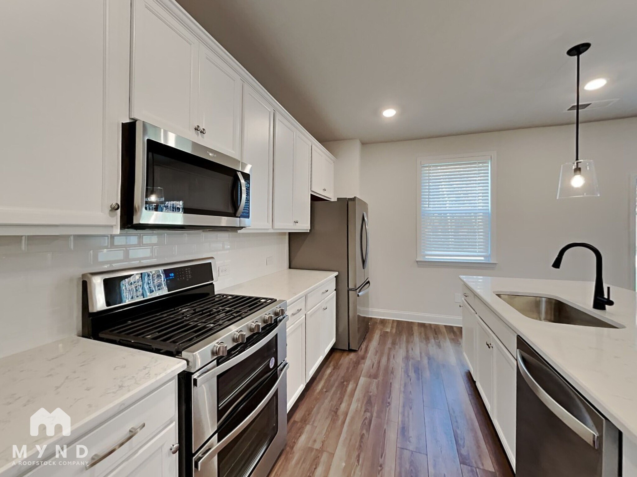 Building Photo - 71 Dew Drop Ln