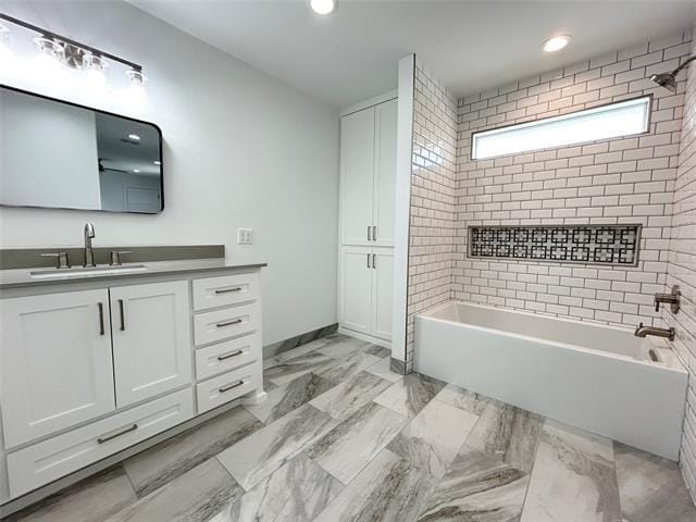 Building Photo - 102 Colorado St