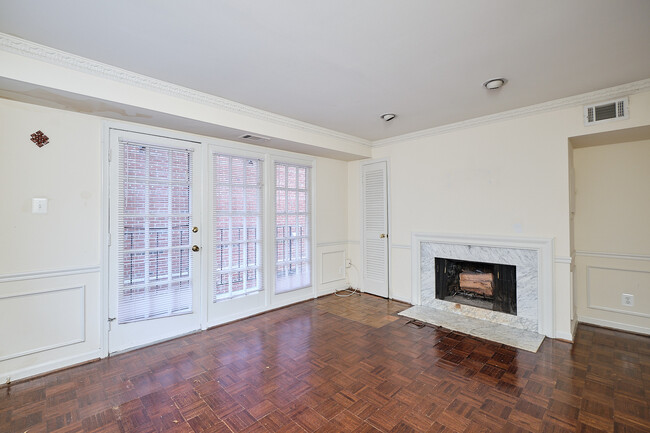 Building Photo - 1776 Lanier Pl NW