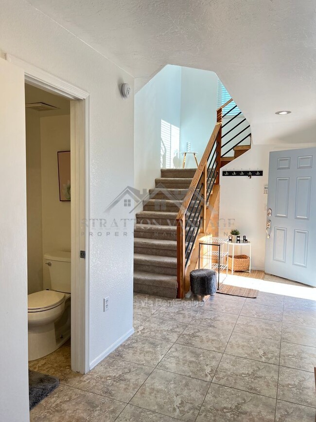 Building Photo - 3402 W Frankfurt Dr