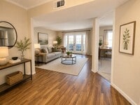 Building Photo - 3055 Walnut Bend Ln