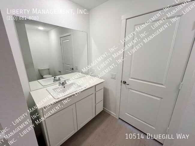 Building Photo - 10514 Bluegill Wy