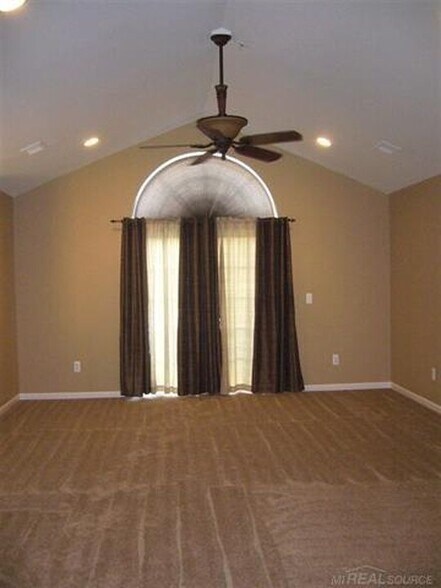 Family Room - 55439 Ambassador Ct