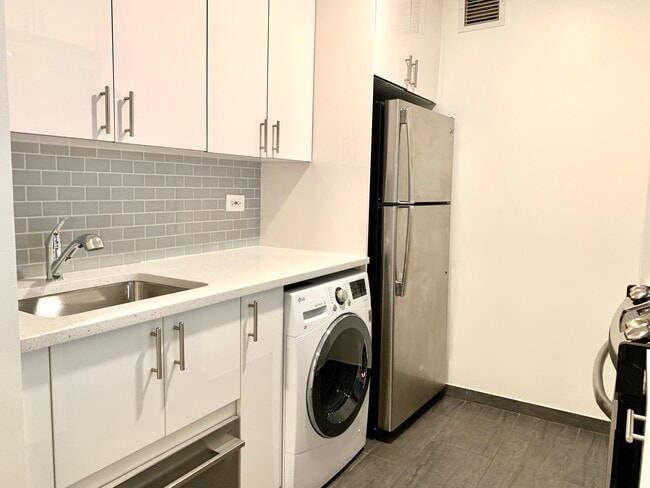 Interior Photo - The Landon