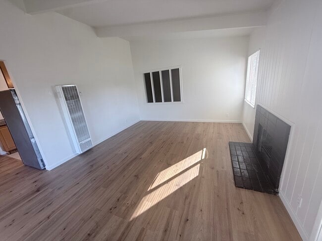 Building Photo - 4710 Cutting Cir