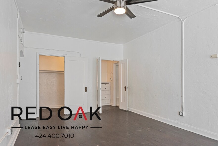 Building Photo - 854 S Oxford Ave