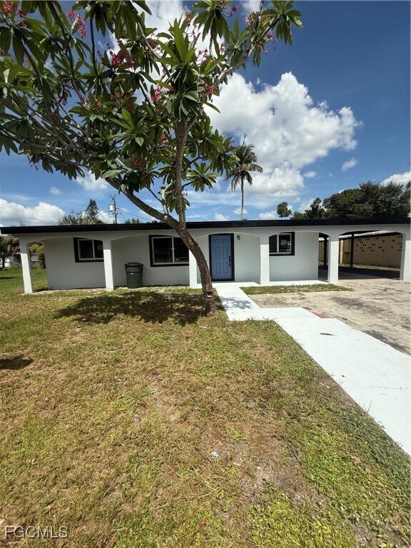 Primary Photo - 1533 Gardenia Ave